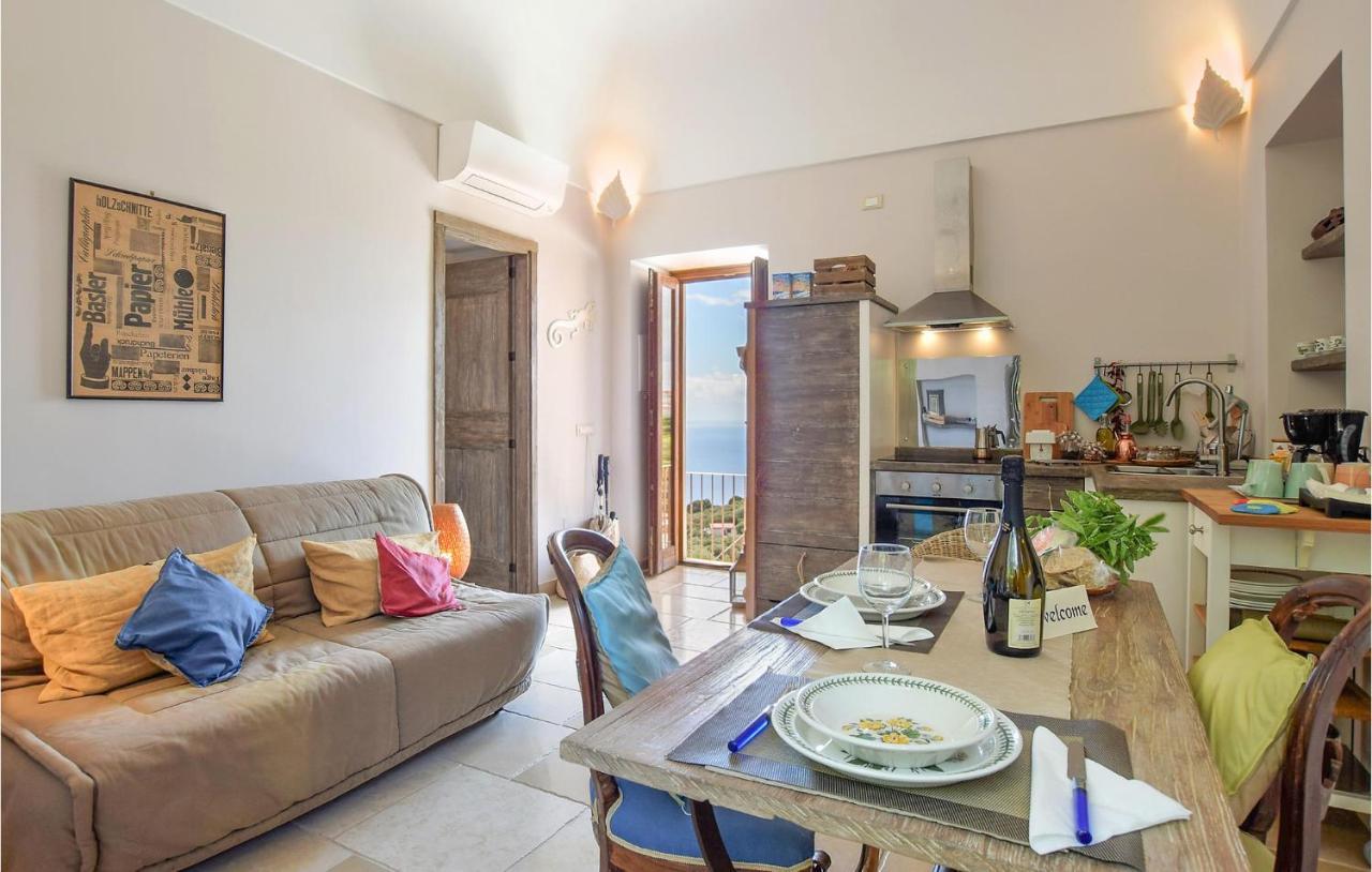 Cozy Apartment In Massa Lubrense Exterior photo